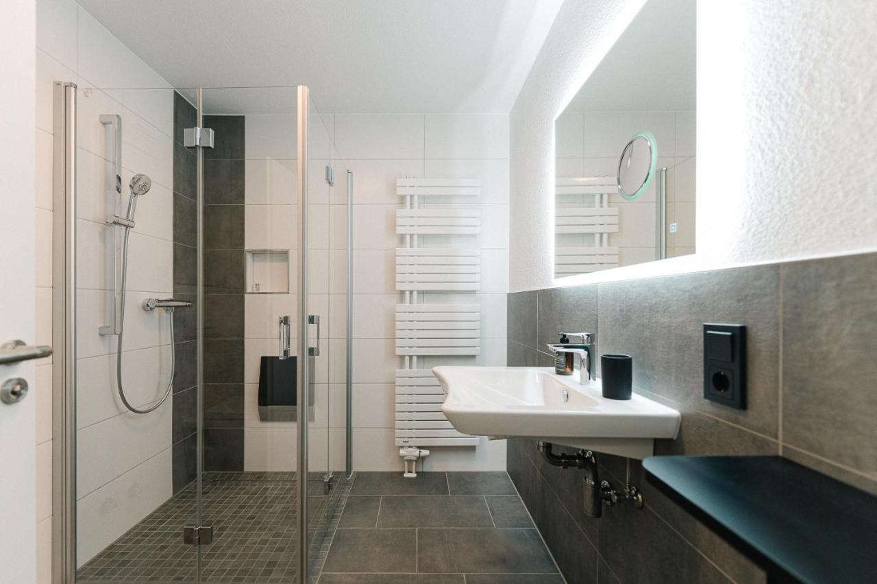 Moderne 2 Zi.-Fewo Blackforest Art Barrierefrei Naehe Freiburg Simonswald Exterior foto